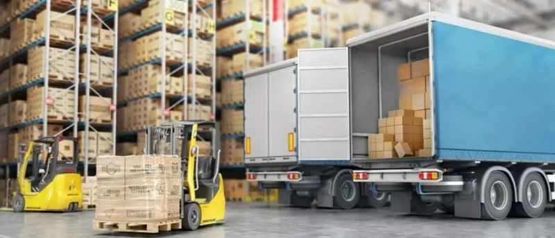 Chi phí vận chuyển cũng bị ảnh hưởng bởi tính chất của hàng hóa